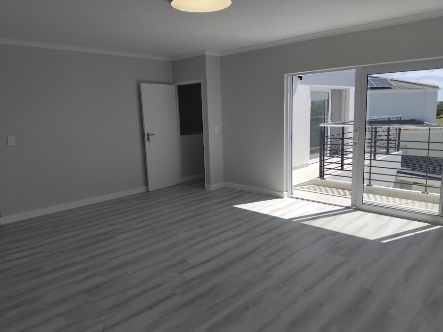 3 Bedroom Property for Sale in Country Club Western Cape